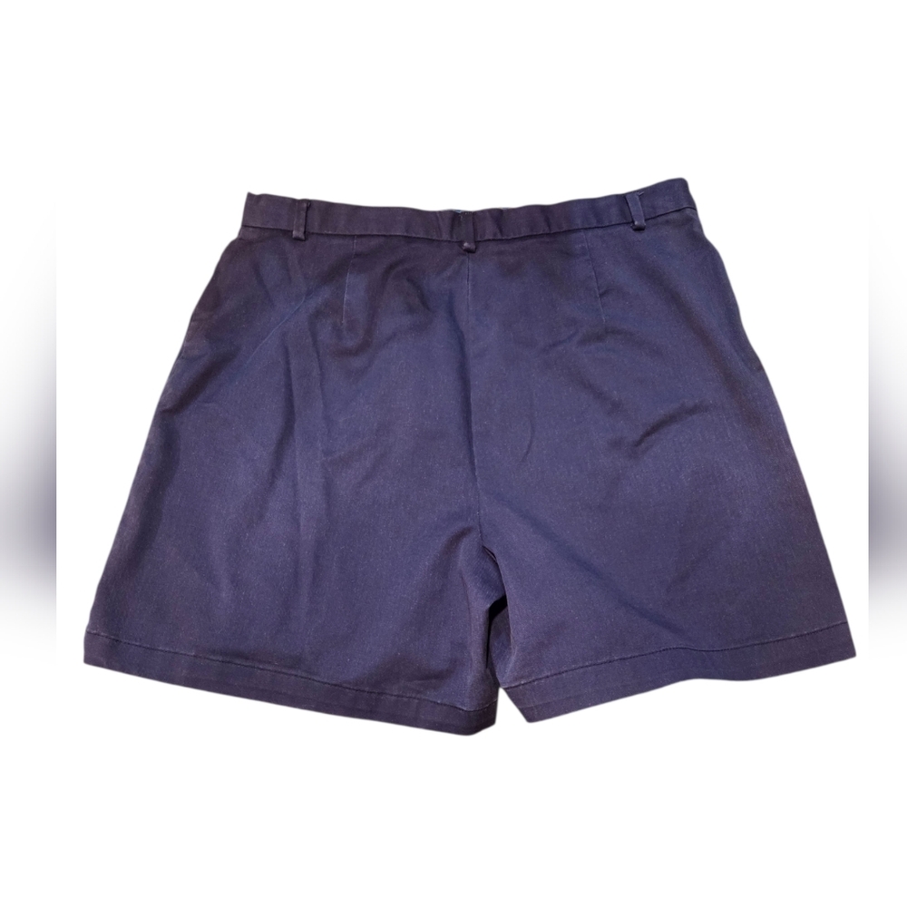 Dockers Stretch Stained Defender 6" Pleated Navy Shorts Well Pre-Loved - Picture 2 of 8